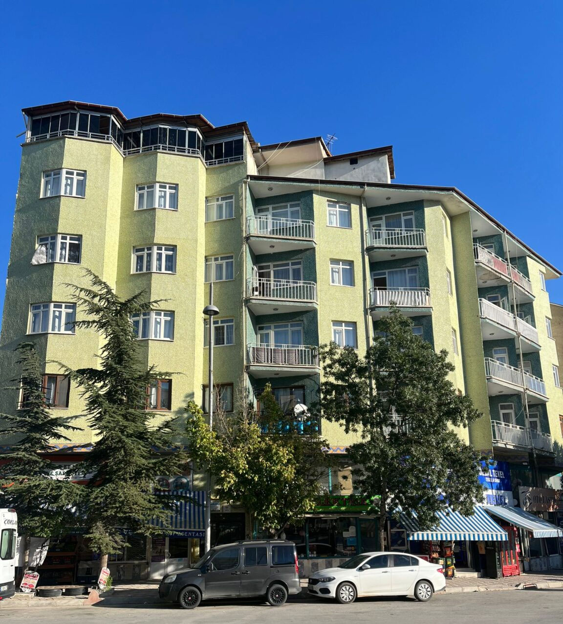 FECİR APARTMANI